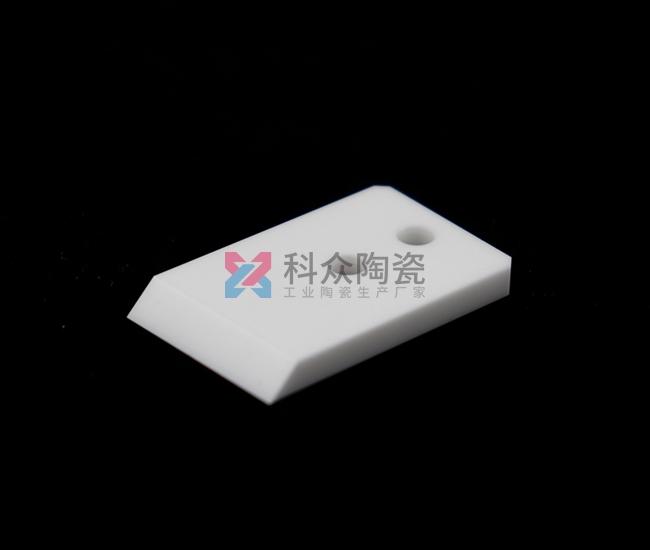 介紹一下氧化鋯陶瓷結(jié)構(gòu)件及它的優(yōu)點(圖)